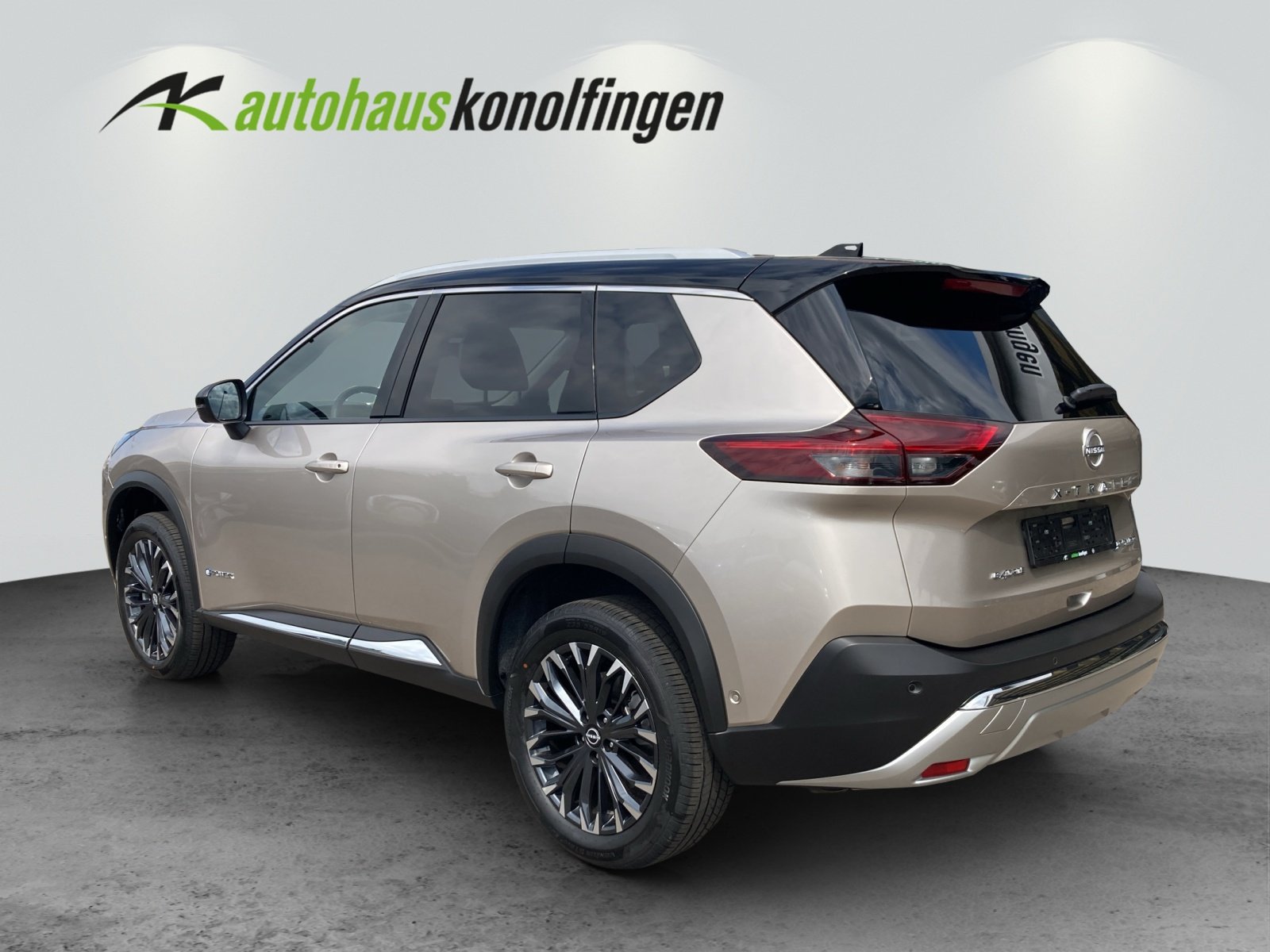 NISSAN X-Trail 1.5 VC-T Tekna+ e-4orce, Hybride Integrale Benzina/Elettrica, Auto dimostrativa, Automatico - 3