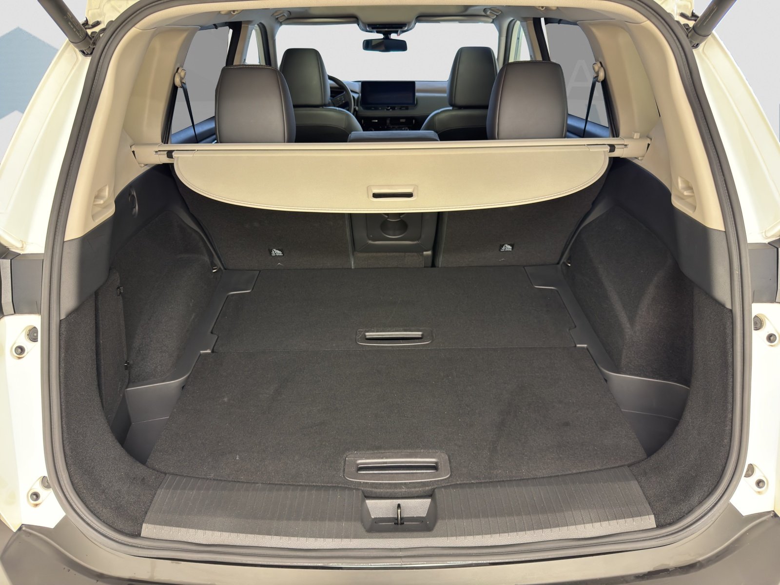 NISSAN X-TRAIL 1.5 VC-T Tekna+ e-4orce, Hybride Intégral Essence/Électricité, Occasion / Utilisé, Automatique - 7