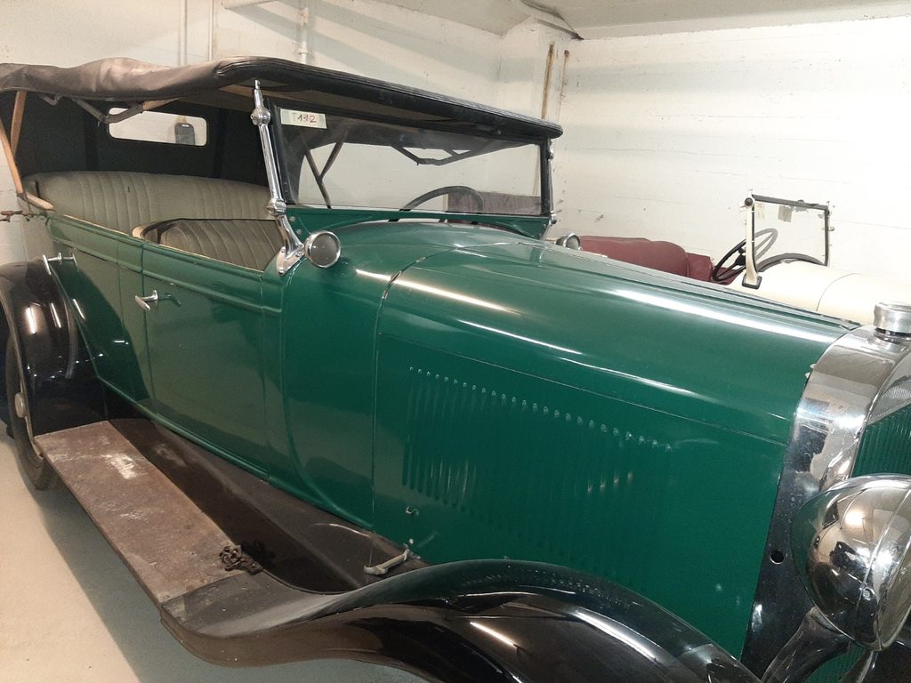 OLDSMOBILE F 28 Limousine 4-door, Essence, Voiture de collection, Manuelle - 6