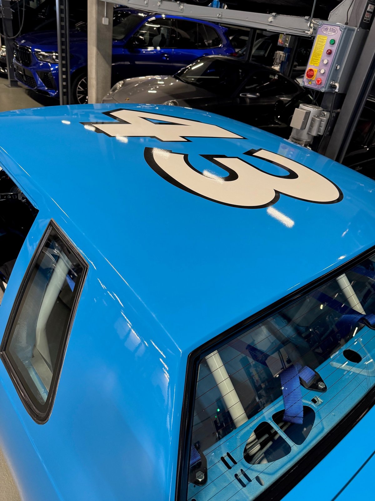 OLDSMOBILE CUTLASS *NASCAR REPLICA* CH legal, Essence, Occasion / Utilisé, Automatique - 6