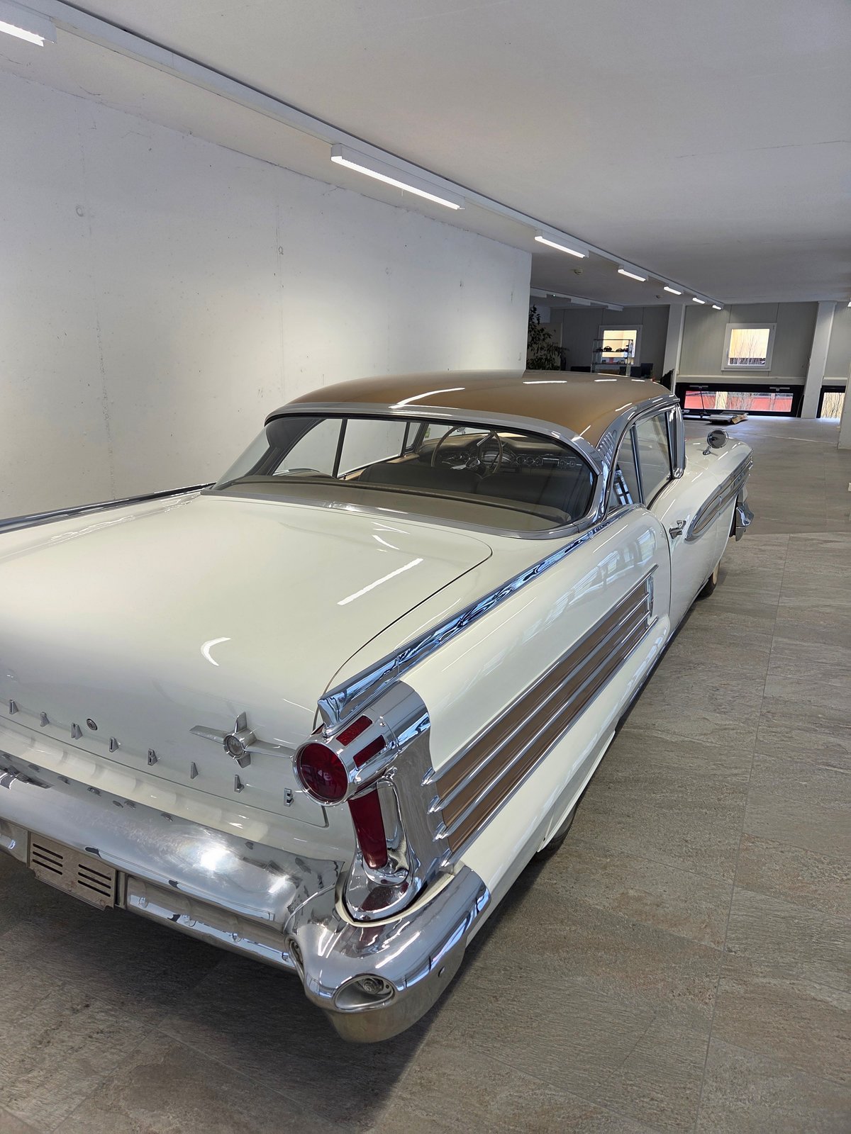 OLDSMOBILE Super 88 2 Door Coupe Veteran, Essence, Occasion / Utilisé, Automatique - 3