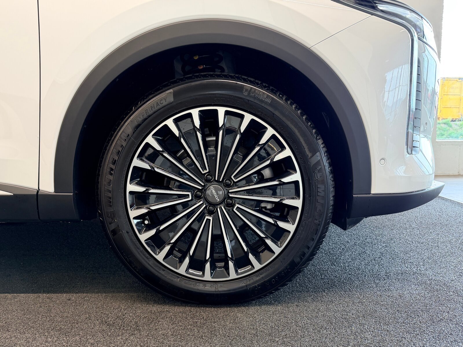 OMODA Premium 1.5 TGDI AWD 537PS, Plug-in-Hybrid Petrol/Electric, New car, Automatic - 6