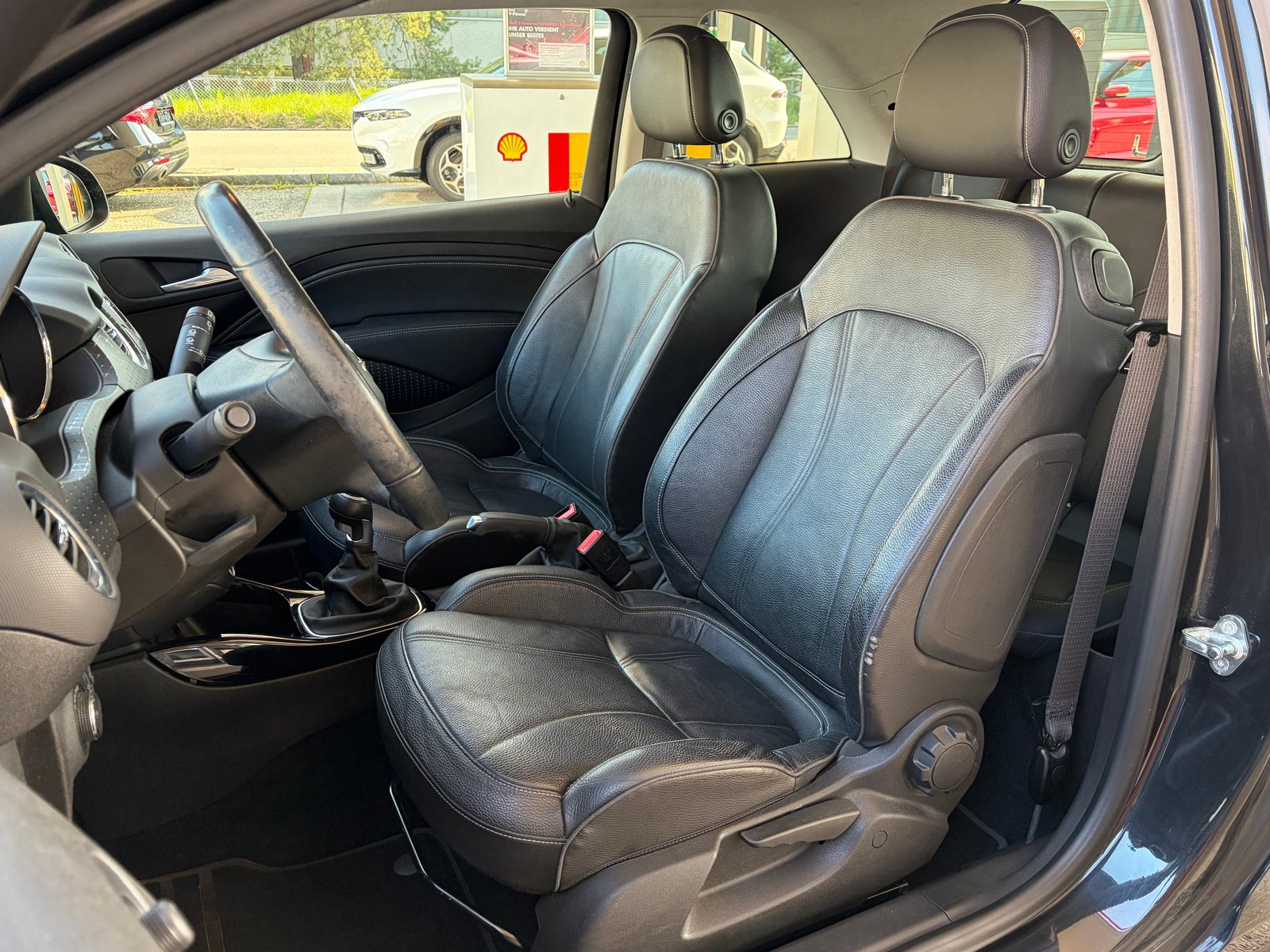 OPEL Adam 1.4 ecoFLEX Black Link, Petrol, Second hand / Used, Manual - 4