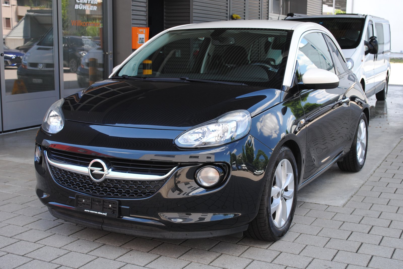 OPEL Adam 1.2 ecoFLEX, Petrol, Second hand / Used, Manual - 2