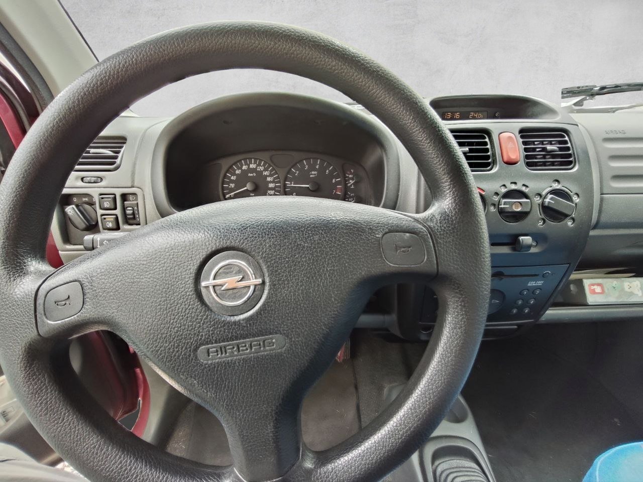 OPEL Agila 1.2 16V Comfort, Essence, Occasion / Utilisé, Manuelle - 6