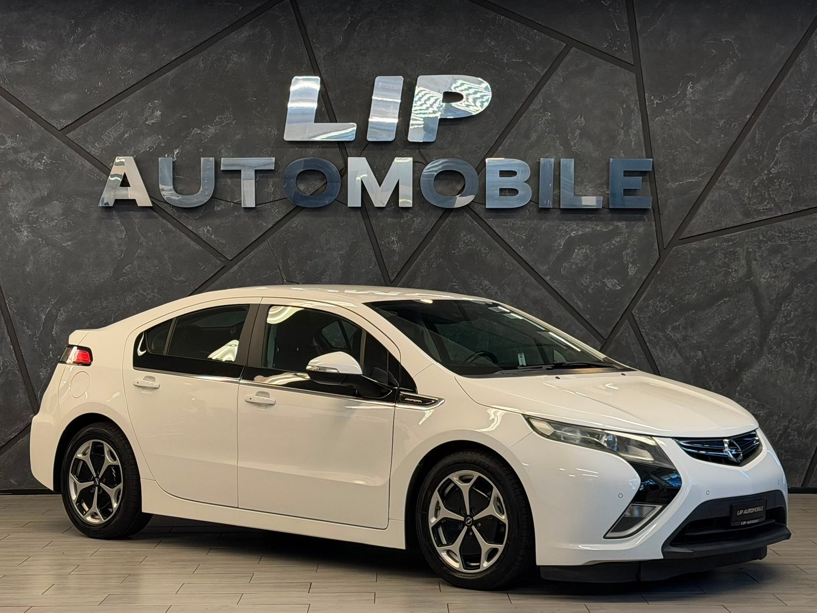 OPEL Ampera E-REV, Benzin, Occasion / Gebraucht, Automatik - 3
