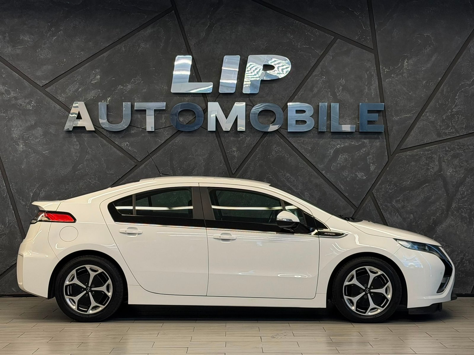 OPEL Ampera E-REV, Benzin, Occasion / Gebraucht, Automatik - 4