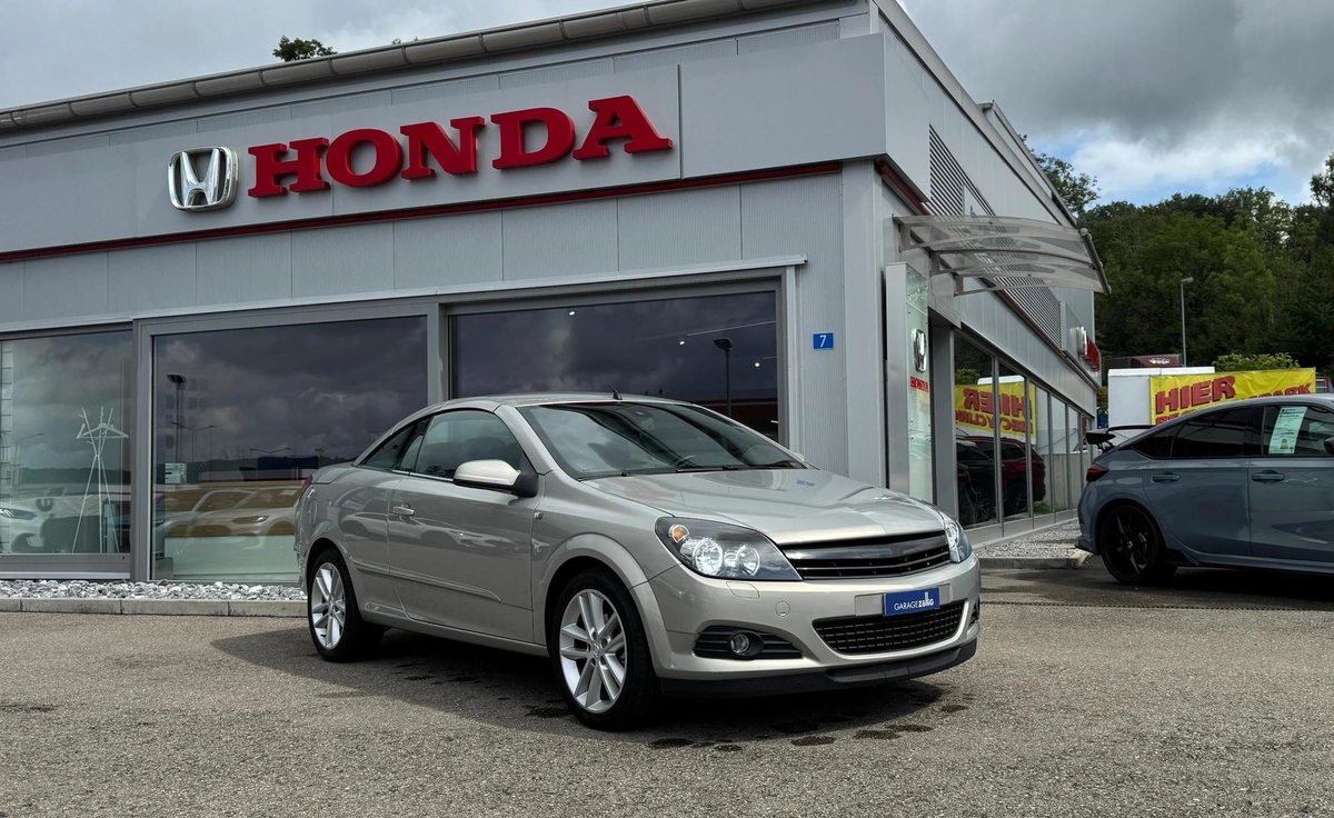 OPEL Astra TwinTop 1.8i 16V 140 Cosmo