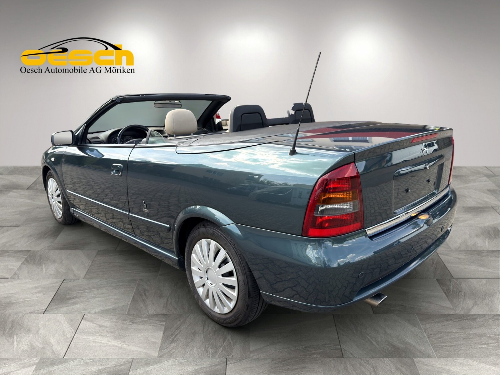 OPEL Astra Cabrio 2.2i 16V Bertone, Essence, Occasion / Utilisé, Automatique - 3