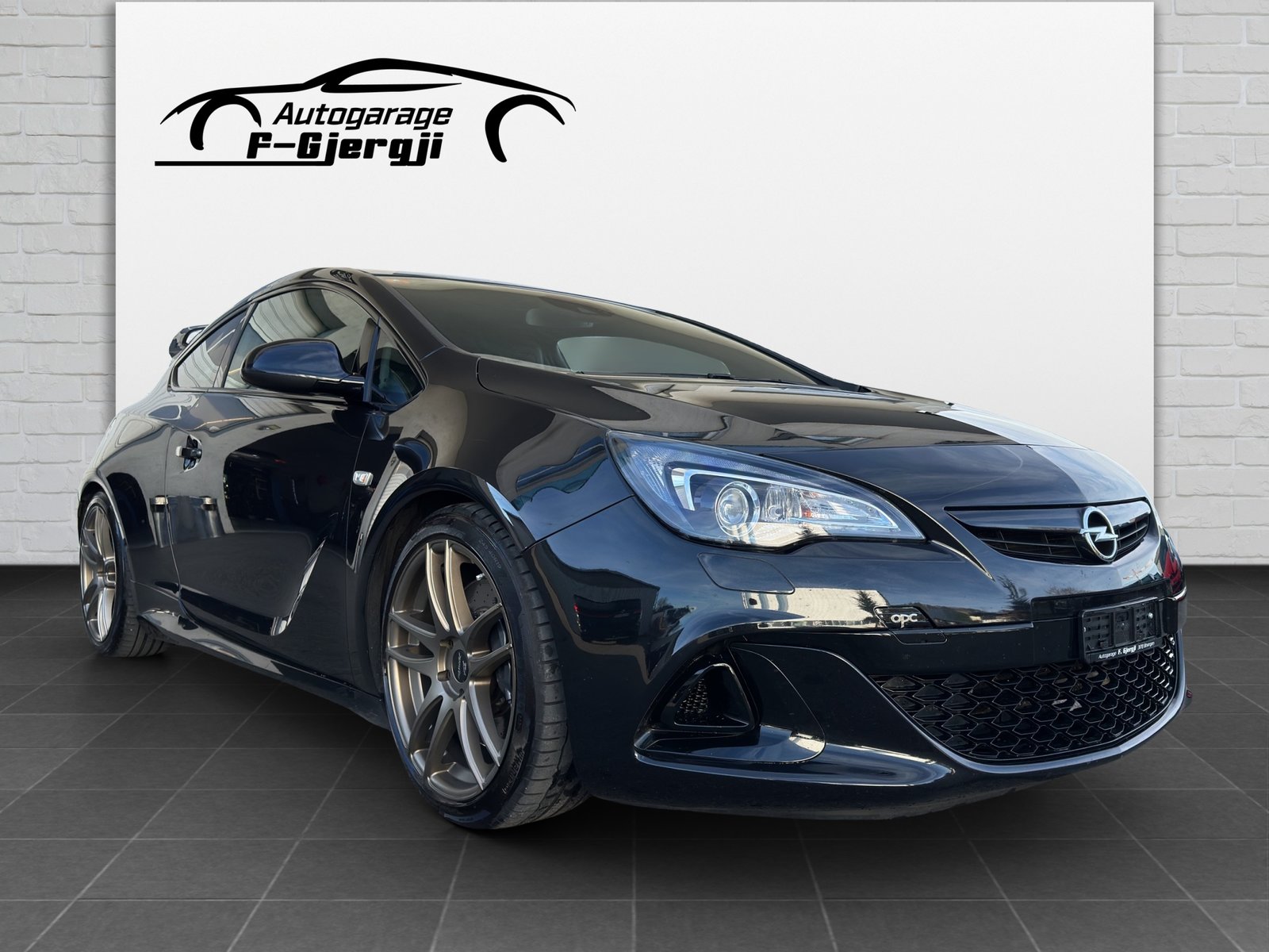 OPEL Astra GTC 2.0i 16V Turbo OPC, Petrol, Second hand / Used, Manual - 2