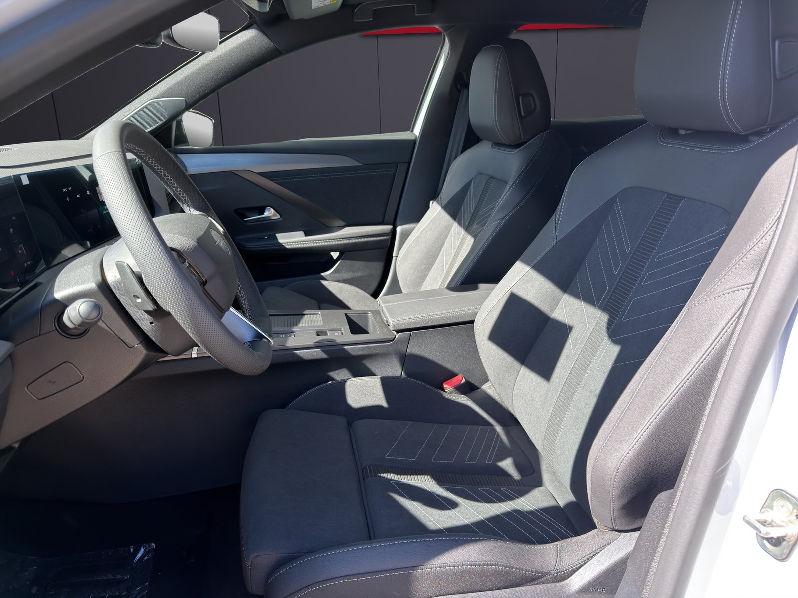 OPEL ASTRA e Sports Tourer Ultimate, Elektro, Neuwagen, Automatik - 6