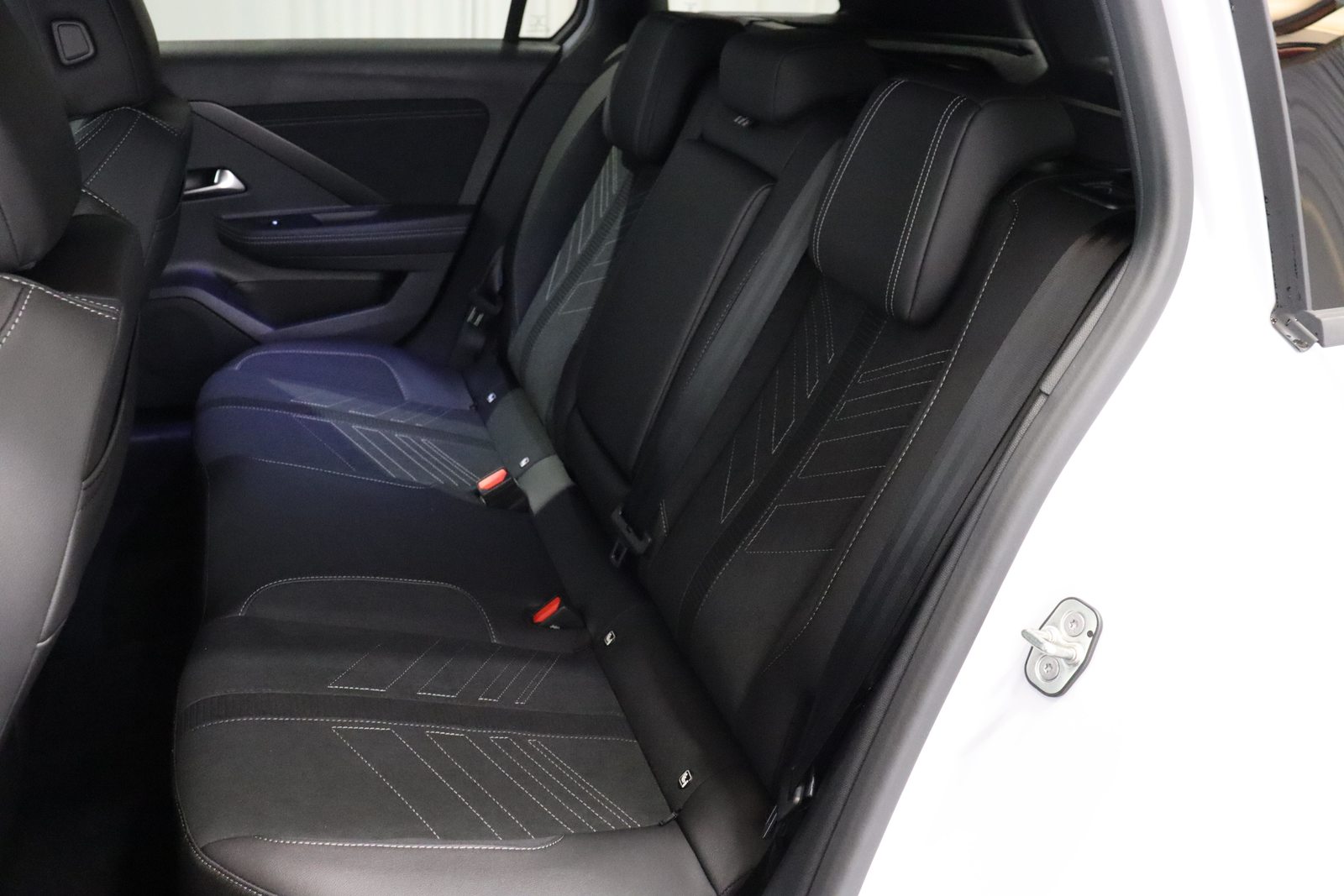 OPEL Astra-e Sports Tourer Ultimate, Elettrica, Auto nuove, Automatico - 5