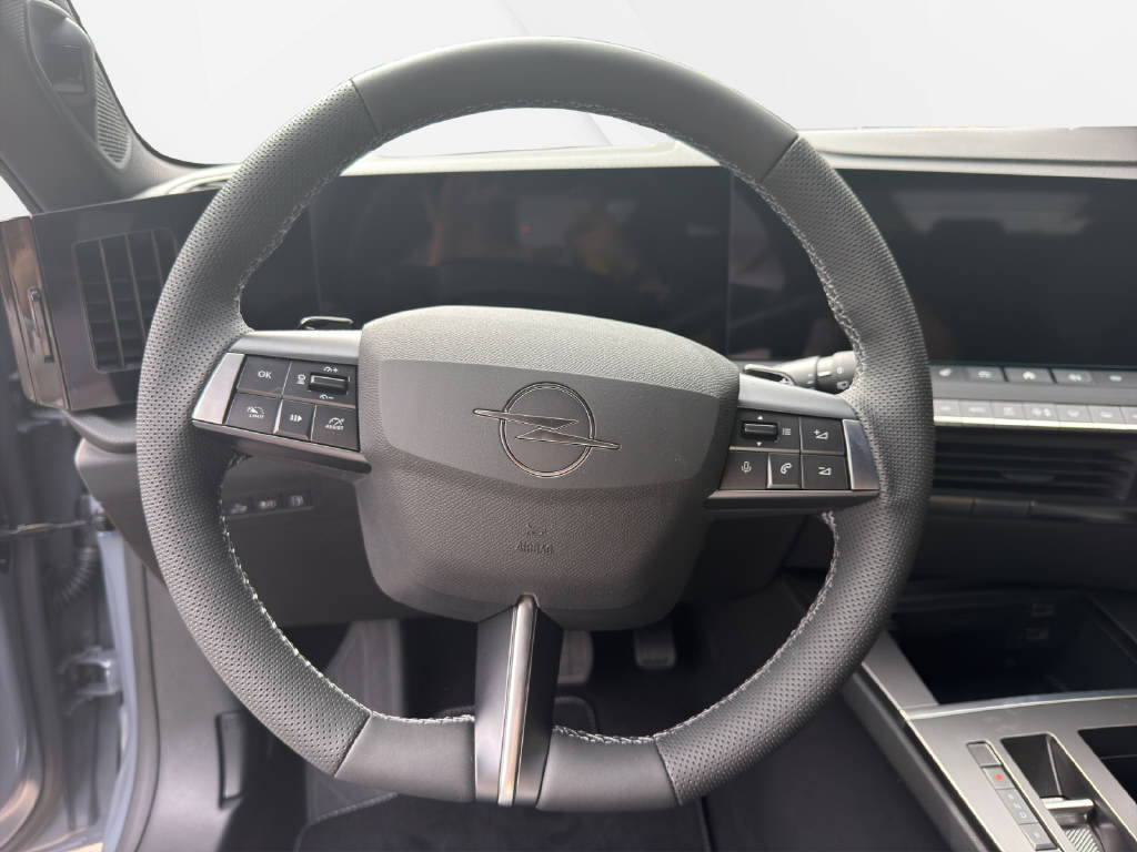 OPEL Astra Sports Tourer 1.6 T PHEV 195 Ultimate, Hybride Rechargeable Essence/Électricité, Voiture nouvelle, Automatique - 6
