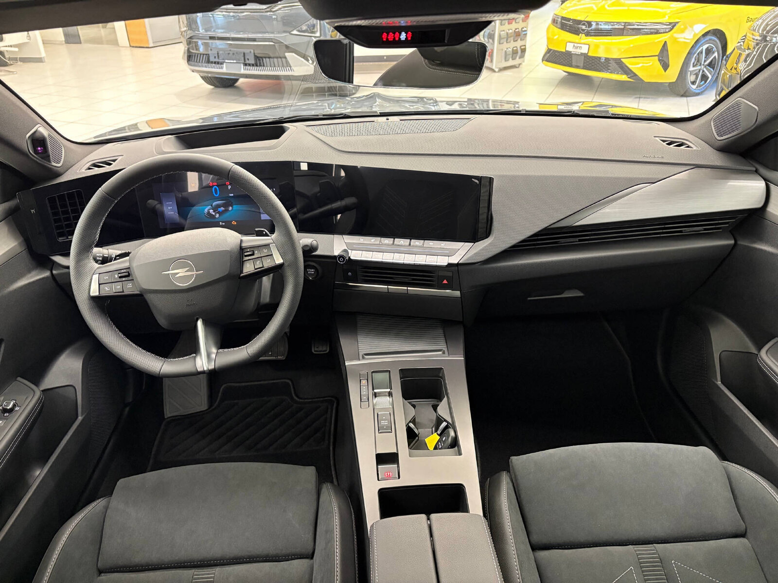 OPEL Astra Sports Tourer 1.2 T Hybrid Ultimate, Hybride Léger Essence/Électricité, Voiture nouvelle, Automatique - 6