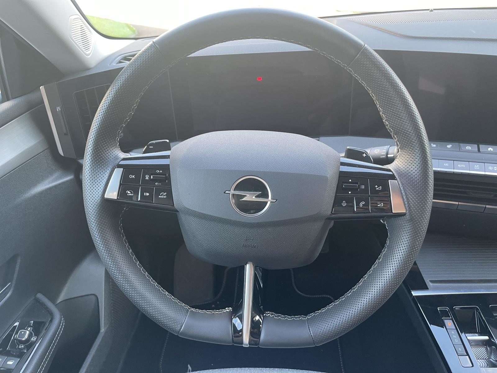 OPEL Astra Sports Tourer 1.6 T PHEV 180 Swiss, Plug-in-Hybrid Petrol/Electric, Second hand / Used, Automatic - 7