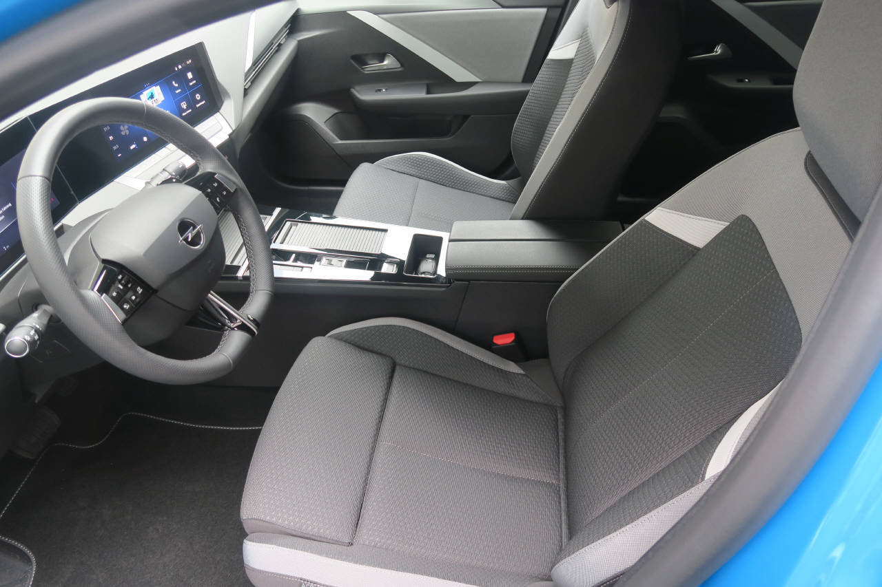 OPEL Astra Sports Tourer 1.2 T 130, Essence, Occasion / Utilisé, Automatique - 4