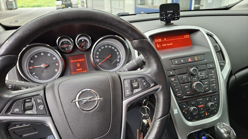 OPEL Astra J Sports Tourer, Petrol, Second hand / Used, Automatic - 5