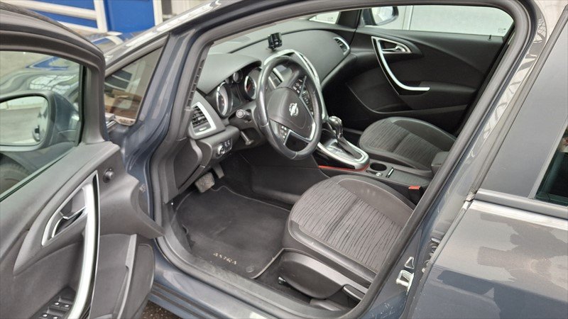 OPEL Astra J Sports Tourer, Petrol, Second hand / Used, Automatic - 7
