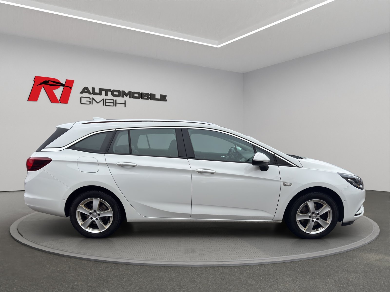 OPEL Astra Sports Tourer 1.6 CDTi ecoF Excellence Autom, Diesel, Occasion / Gebraucht, Automat - 7