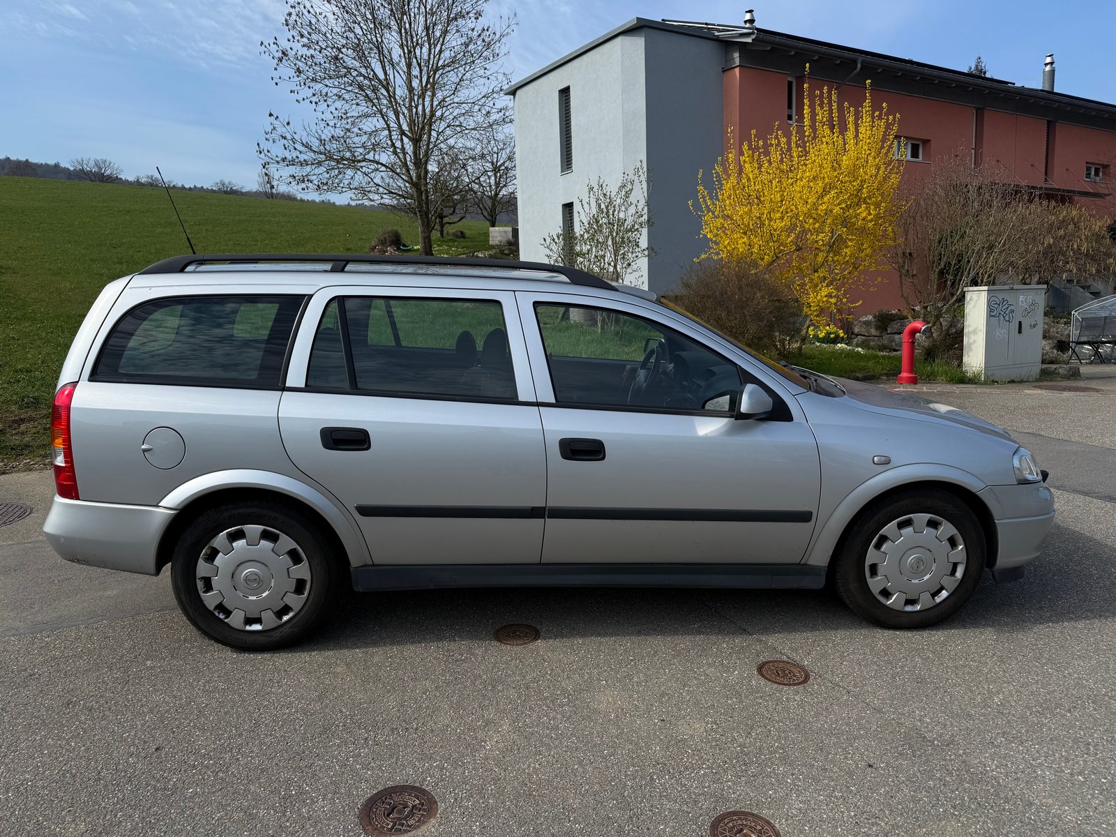 OPEL Astra Caravan 1.8i 16V Comfort, Essence, Occasion / Utilisé, Automatique - 3