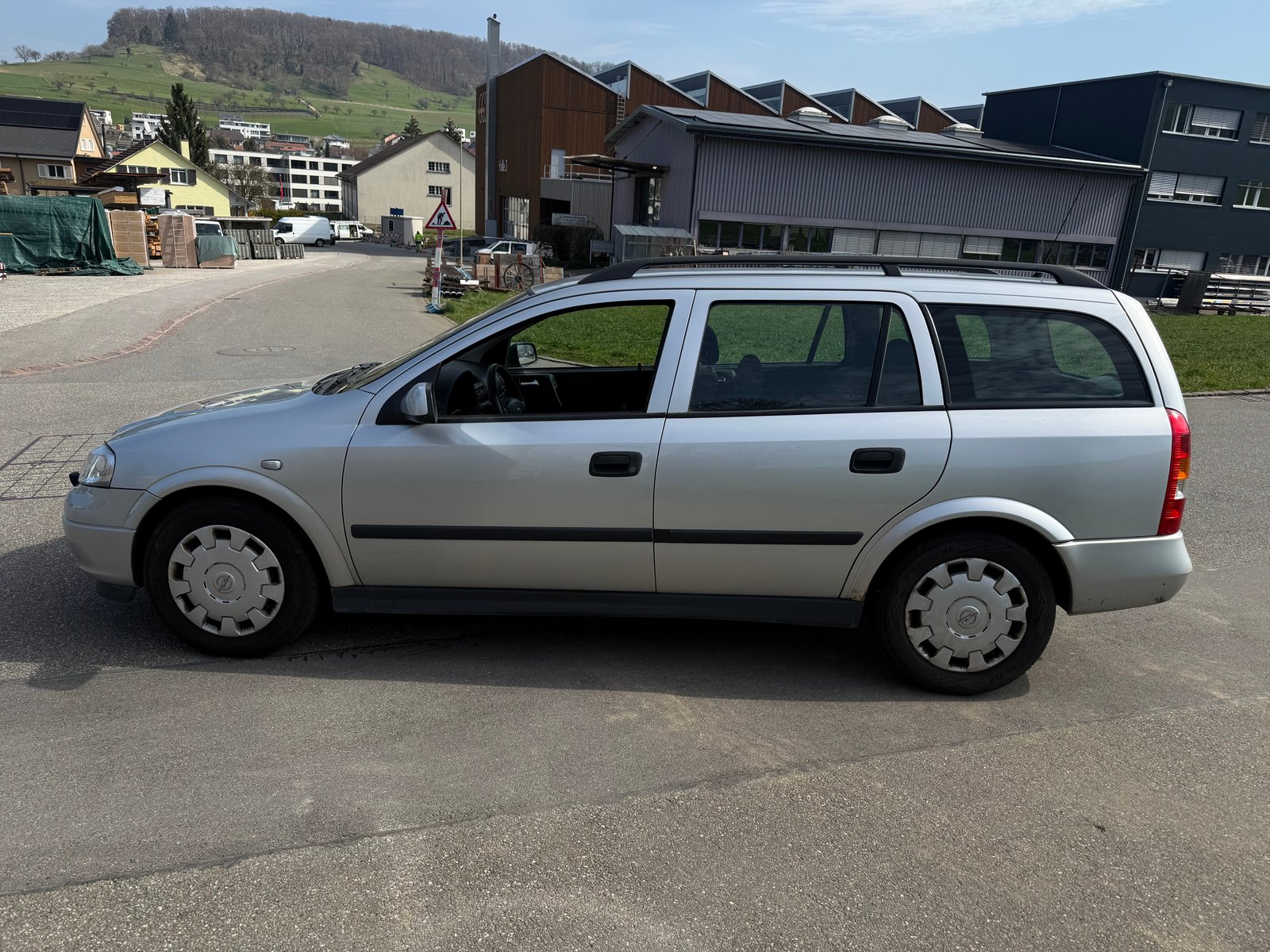 OPEL Astra Caravan 1.8i 16V Comfort, Essence, Occasion / Utilisé, Automatique - 6