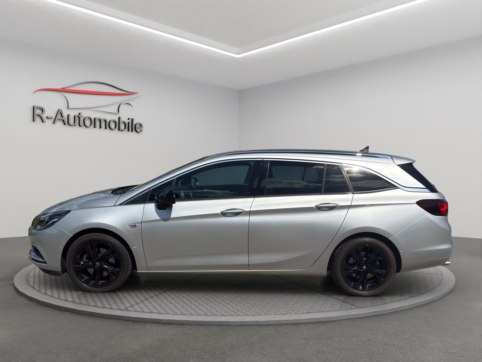 OPEL Astra Sports Tourer 1.6i Turbo Black Edition Automat, Essence, Occasion / Utilisé, Automatique - 2