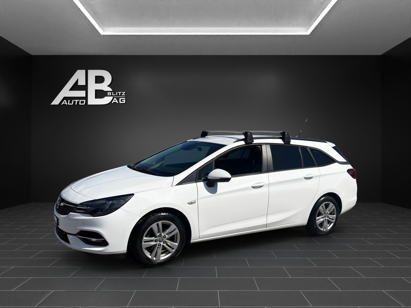 OPEL Astra Sports Tourer 1.5 CDTi Edition, Diesel, Second hand / Used, Manual - 2