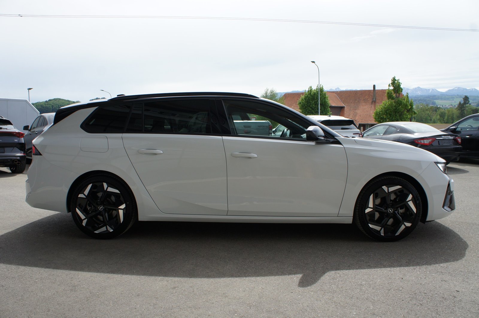 OPEL Astra Sports Tourer 1.6 PHEV Turbo GSe, Hybride Rechargeable Essence/Électricité, Occasion / Utilisé, Automatique - 6