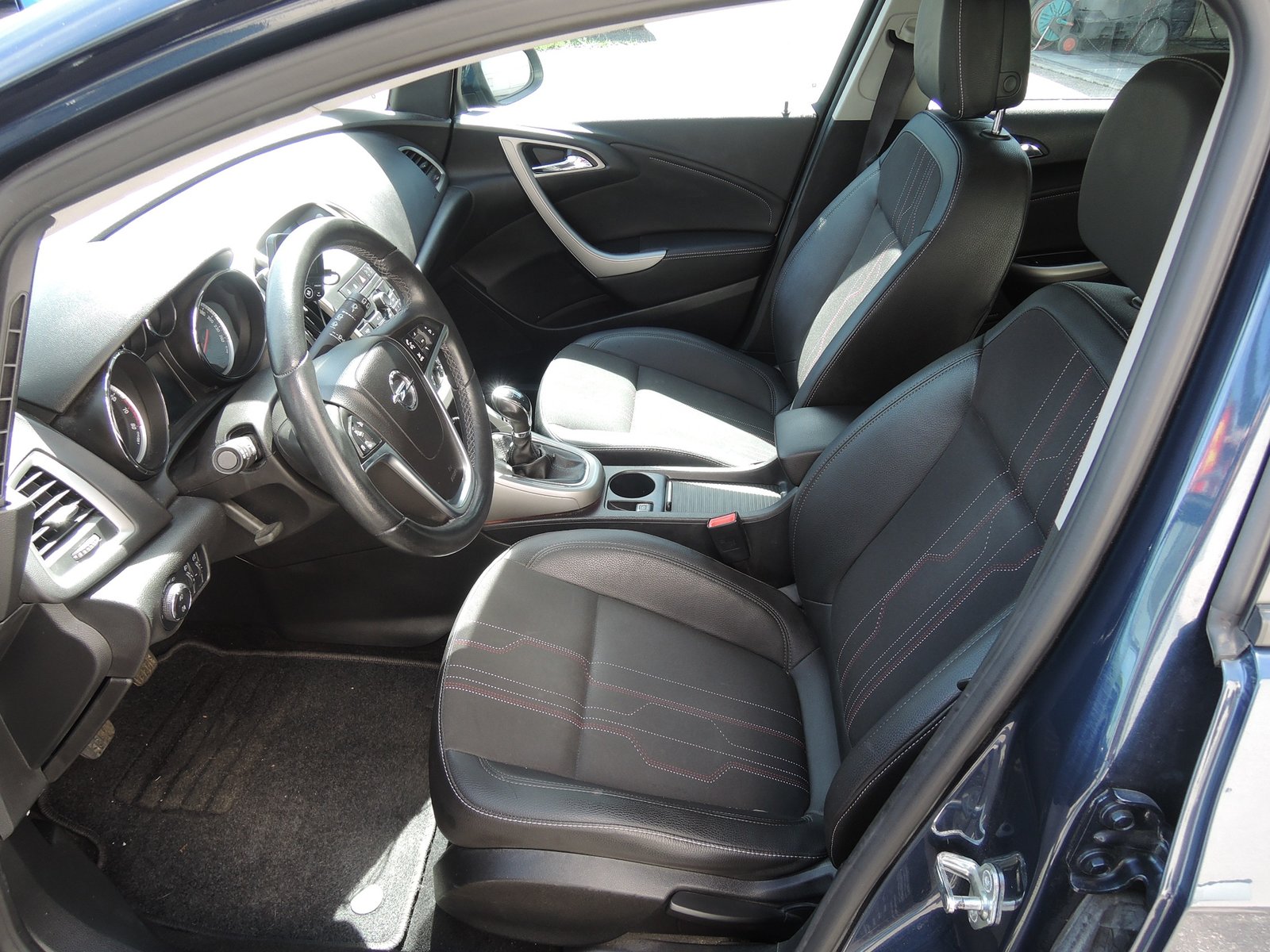 OPEL Astra ST 1.4i 16V Turbo Anniversary Ed., Benzin, Occasion / Gebraucht, Handschaltung - 7