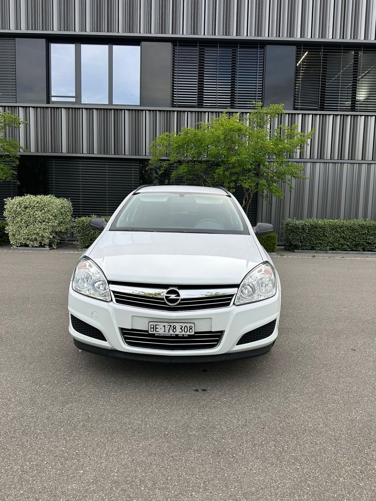 OPEL ASTRA, Essence, Occasion / Utilisé, Automatique - 2