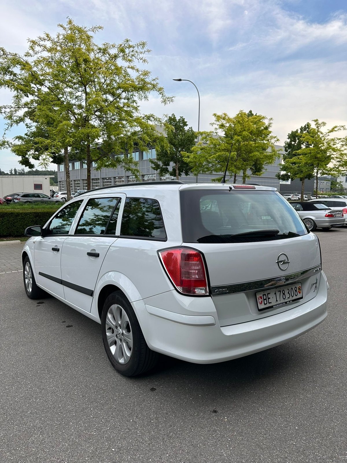 OPEL ASTRA, Essence, Occasion / Utilisé, Automatique - 3
