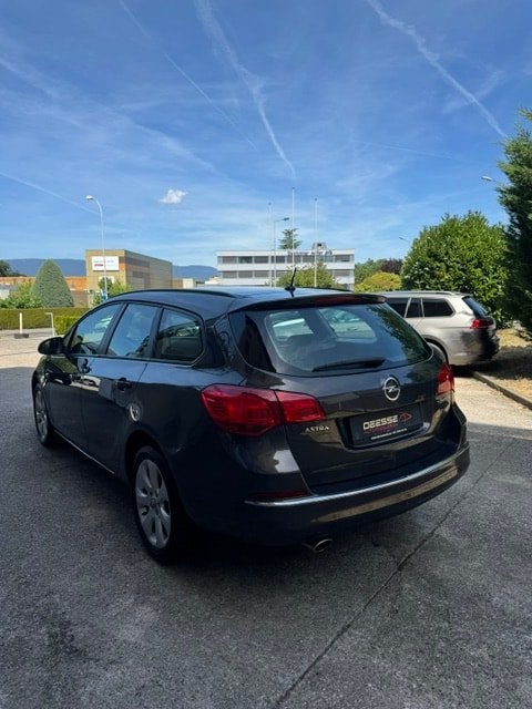 OPEL Astra SportsTourer 1.4i 16V Turbo Automatic, Petrol, Second hand / Used, Automatic - 5