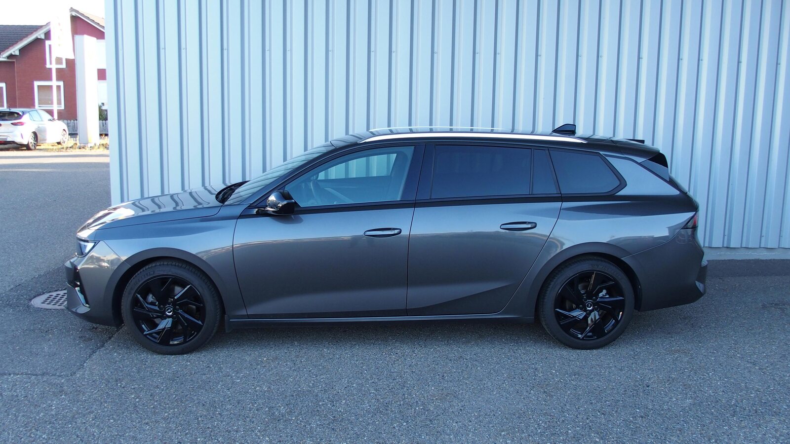 OPEL ASTRA Sports Tourer 1.2 T 130 Swiss Plus, 8 Stufen Automat, Petrol, Second hand / Used, Automatic - 3