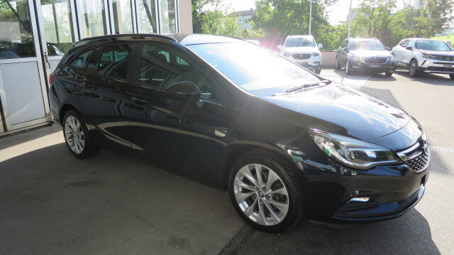 OPEL Astra 1.6 CDTi ecoF Enjoy, Second hand / Used, Automatic - 2