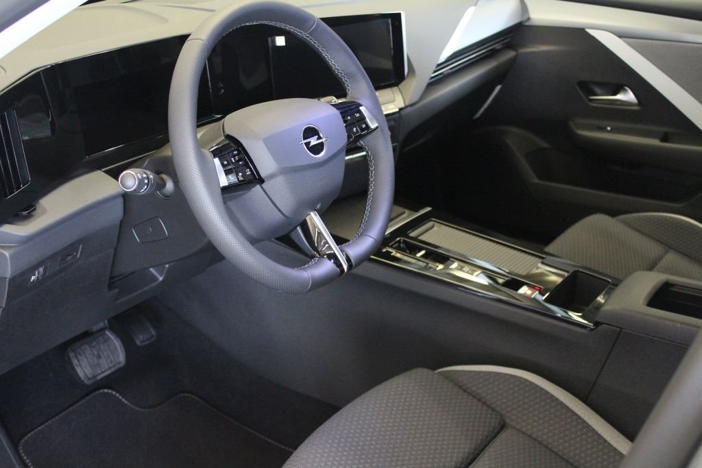 OPEL Astra Sports Tourer 1.2 T 130, Essence, Voiture de démonstration, Automatique - 4