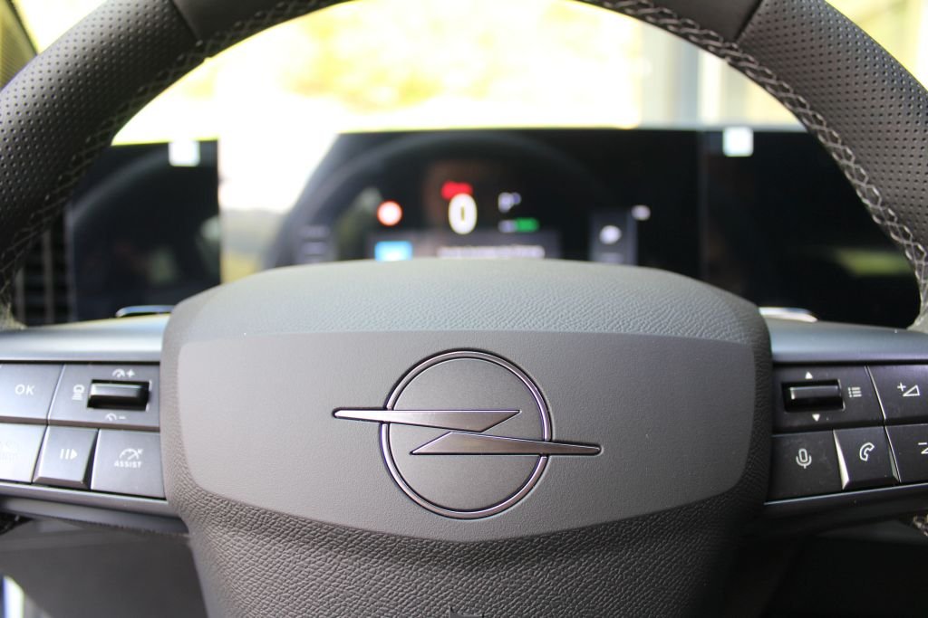 OPEL Astra-e Sports Tourer Ultimate, Electric, Ex-demonstrator, Automatic - 6