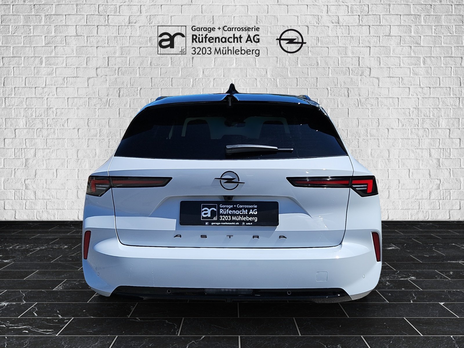 OPEL Astra-e Sports Tourer Ultimate, Electric, Ex-demonstrator, Automatic - 4