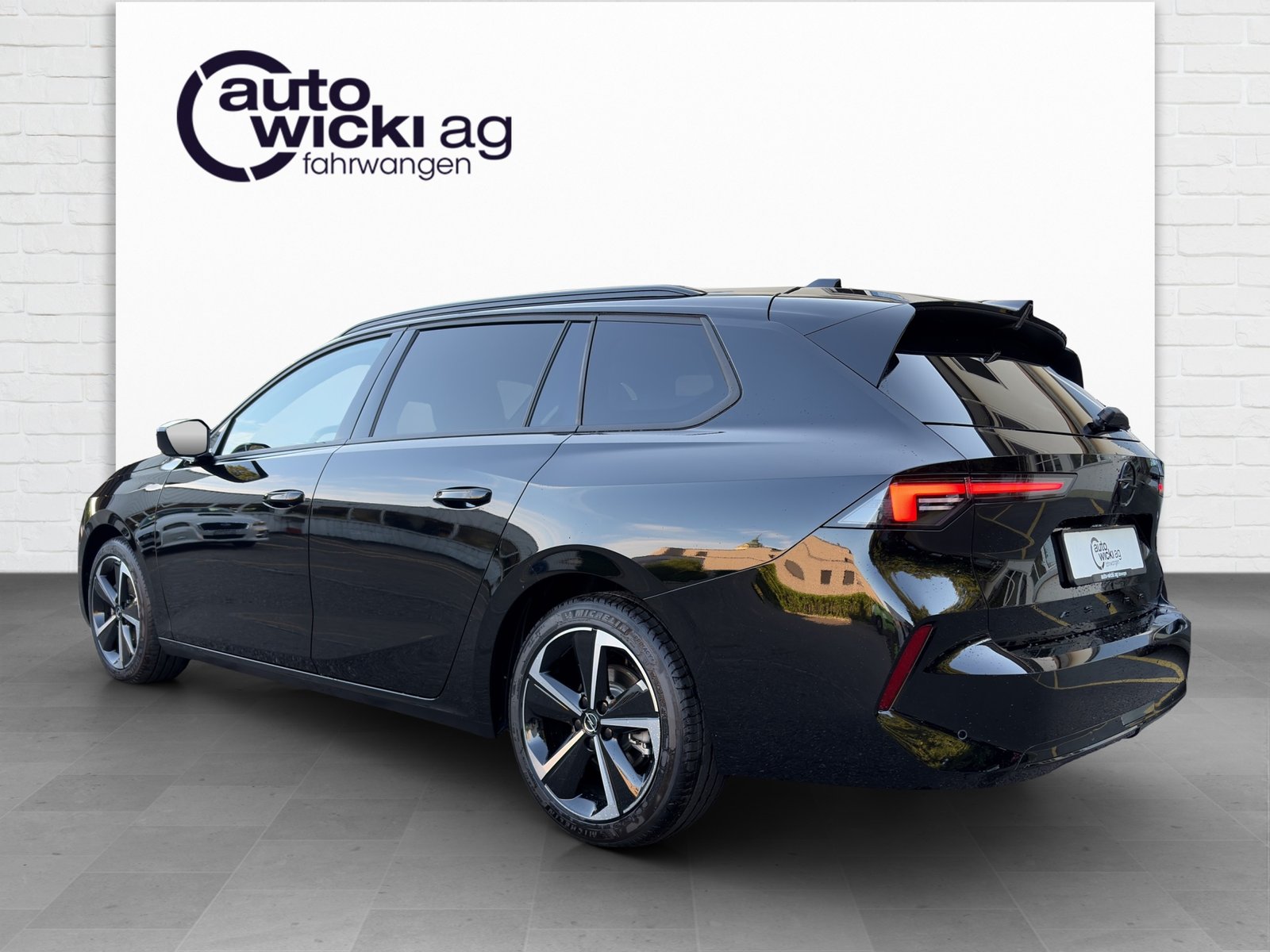 OPEL Astra Sports Tourer 1.2 T 130 GS, Petrol, Ex-demonstrator, Automatic - 2