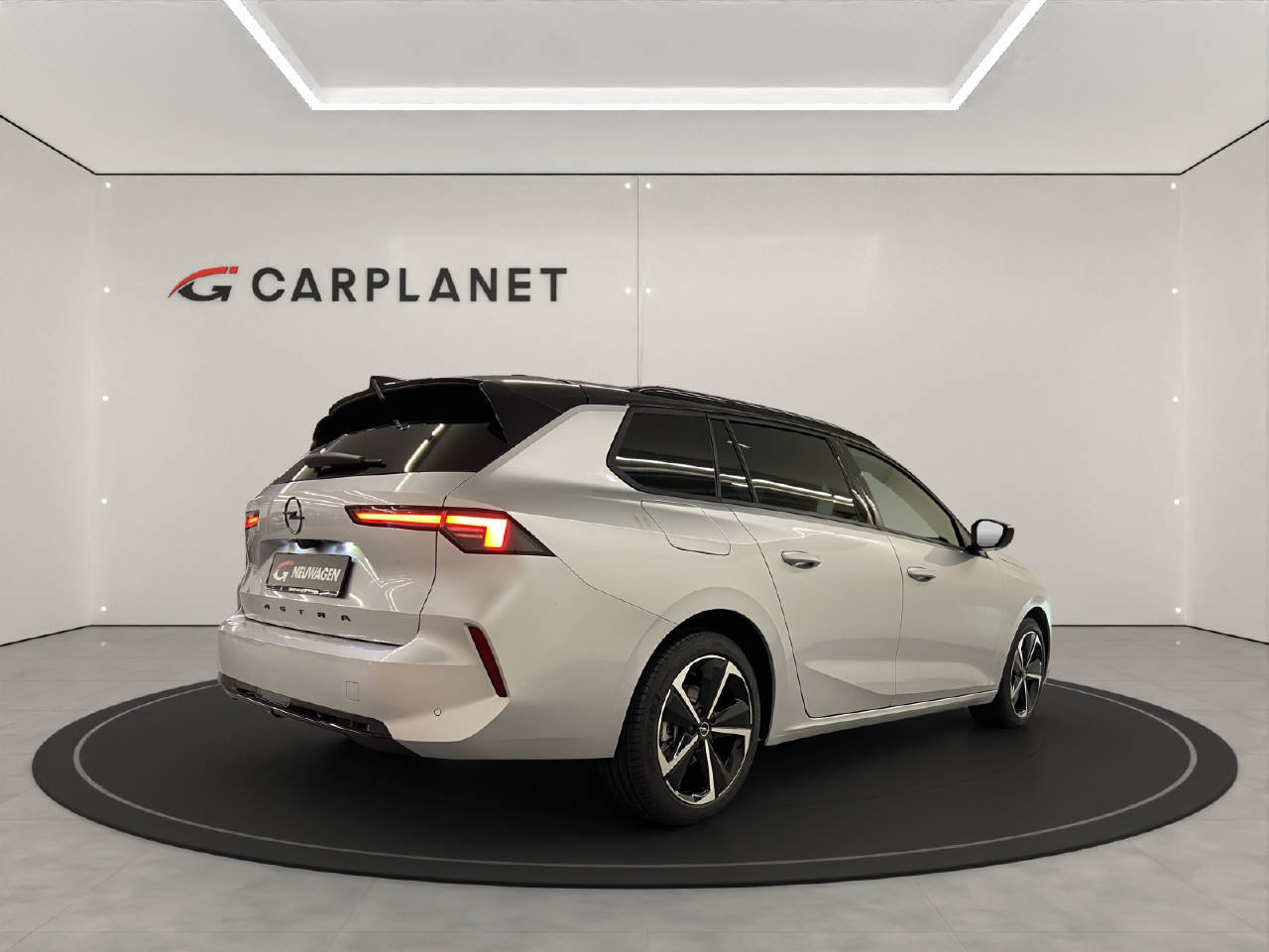 OPEL Astra Sports Tourer 1.2 T 130 GS, Petrol, Ex-demonstrator, Automatic - 4