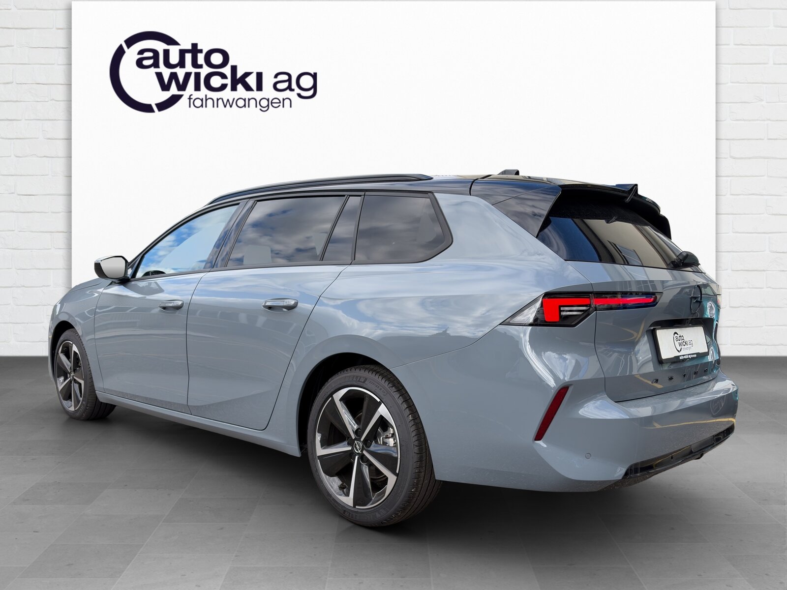 OPEL Astra Sports Tourer 1.2 T 130 GS, Petrol, Ex-demonstrator, Automatic - 2