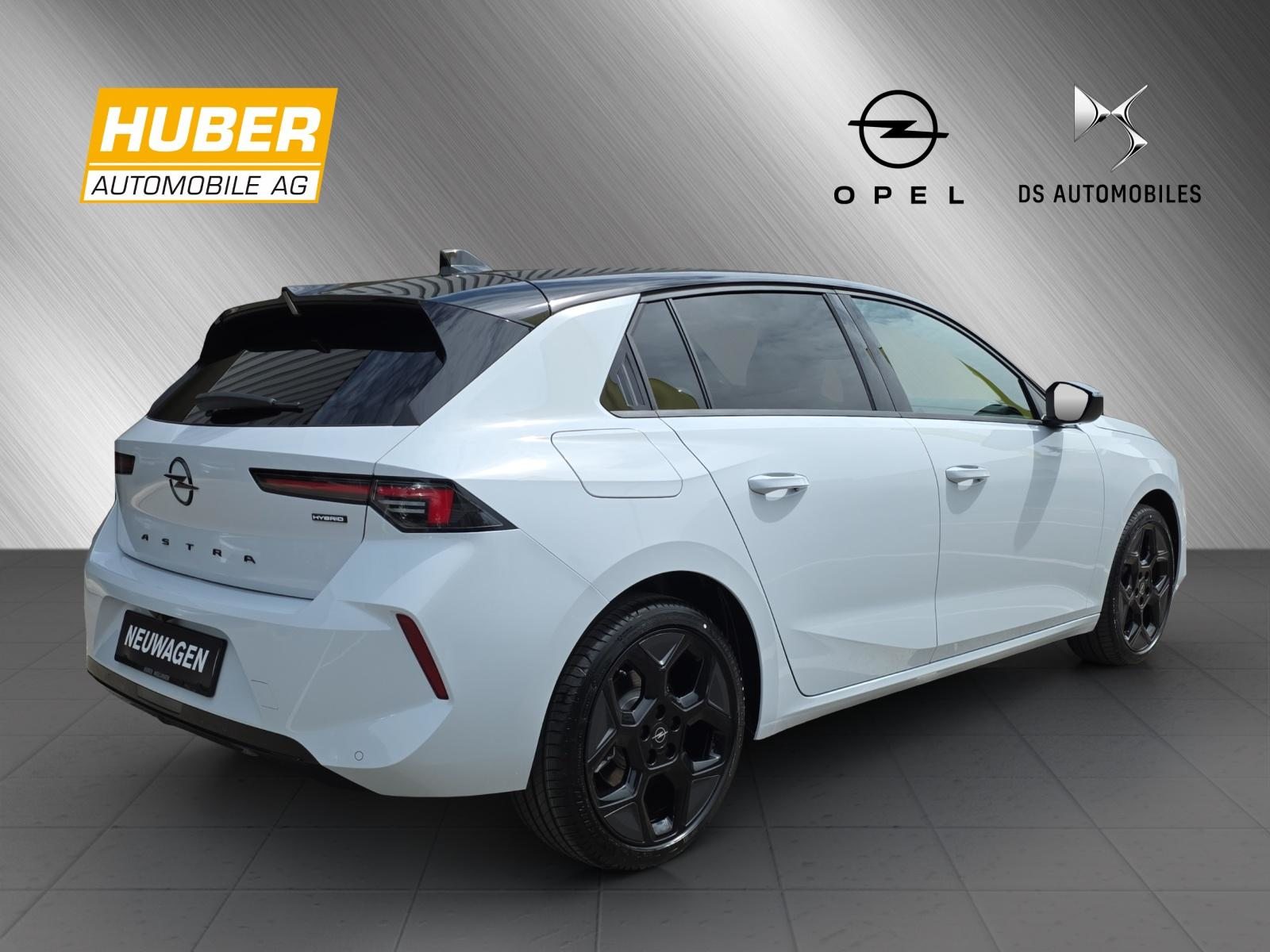 OPEL Astra 1.6 T PHEV 195 Ultimate, Plug-in-Hybrid Petrol/Electric, New car, Automatic - 2