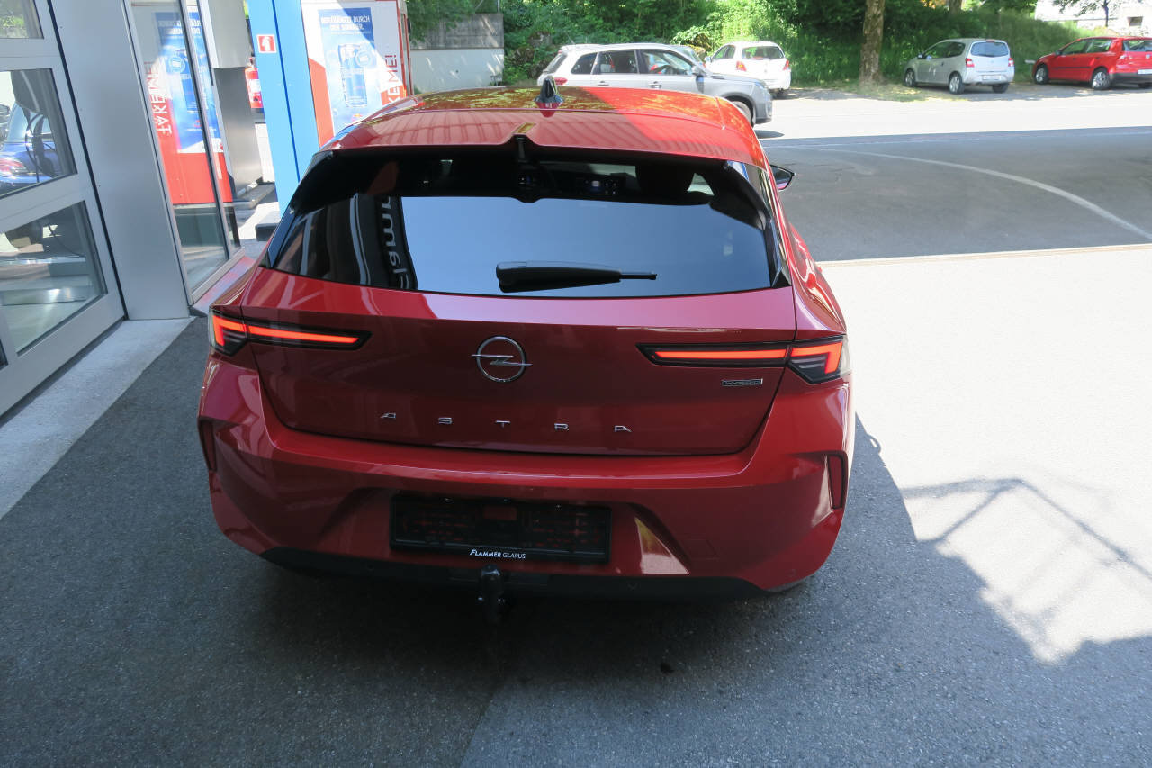 OPEL Astra 1.6 T PHEV 180 Swiss, Plug-in-Hybrid Petrol/Electric, Second hand / Used, Automatic - 3