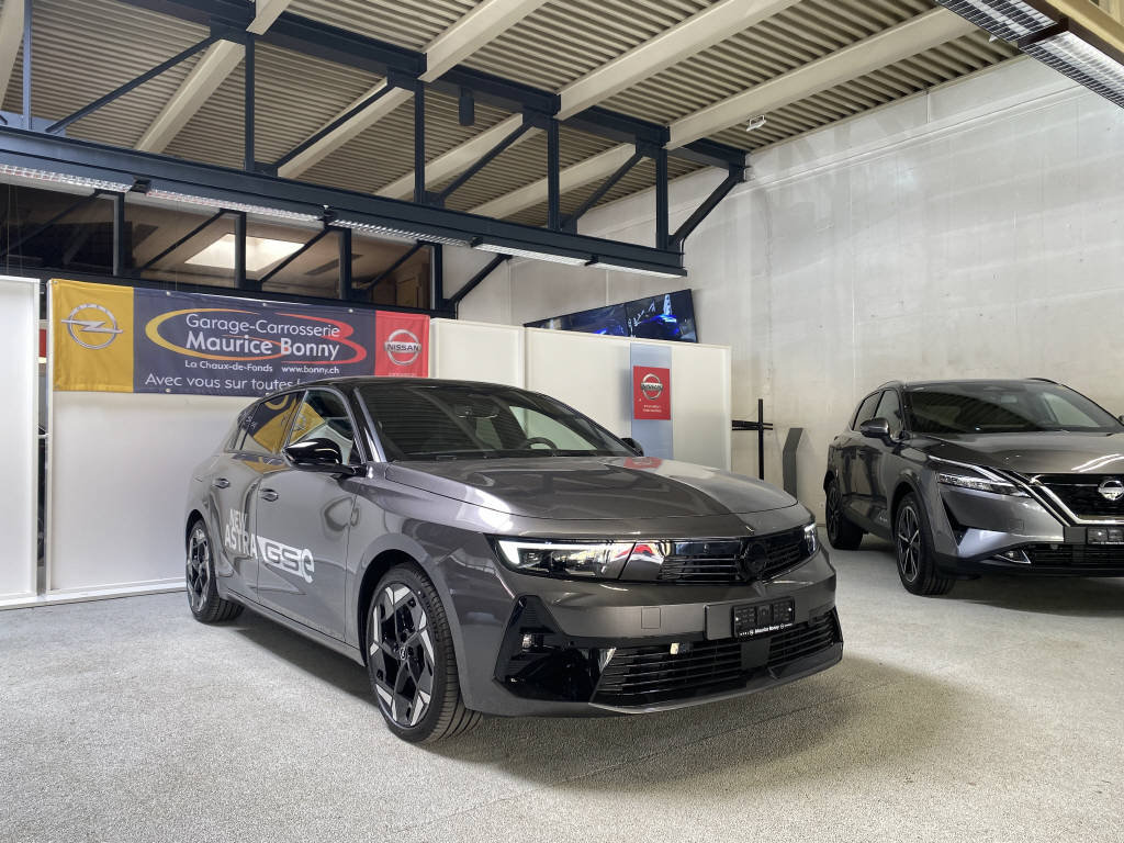 OPEL Astra 1.6 T PHEV 225 GSe, Hybride Rechargeable Essence/Électricité, Occasion / Utilisé, Automatique - 2