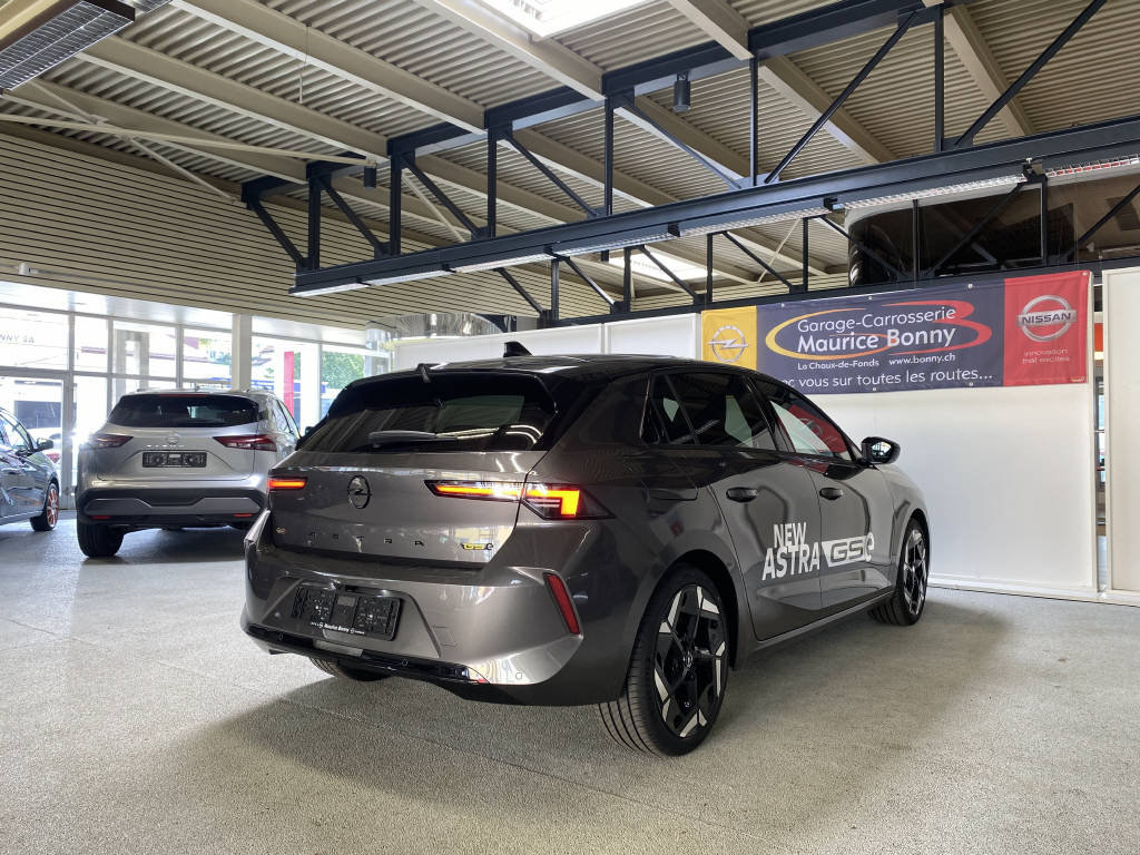 OPEL Astra 1.6 T PHEV 225 GSe, Hybride Rechargeable Essence/Électricité, Occasion / Utilisé, Automatique - 4