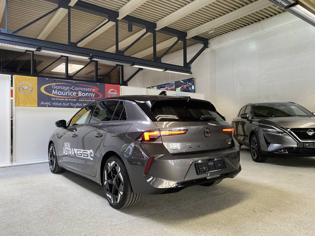 OPEL Astra 1.6 T PHEV 225 GSe, Hybride Rechargeable Essence/Électricité, Occasion / Utilisé, Automatique - 5