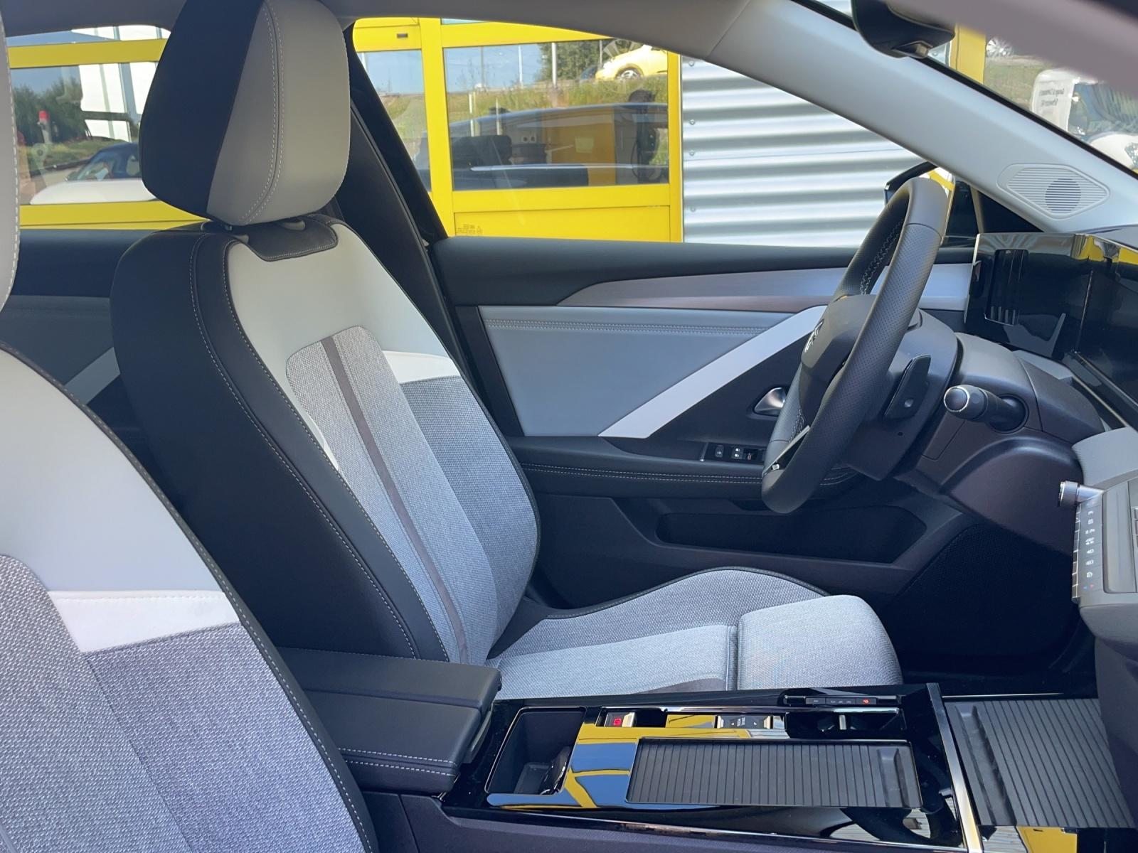 OPEL Astra 1.6 T (180 PS) PHEV Swiss Plus, Hybride Rechargeable Essence/Électricité, Occasion / Utilisé, Automatique - 5