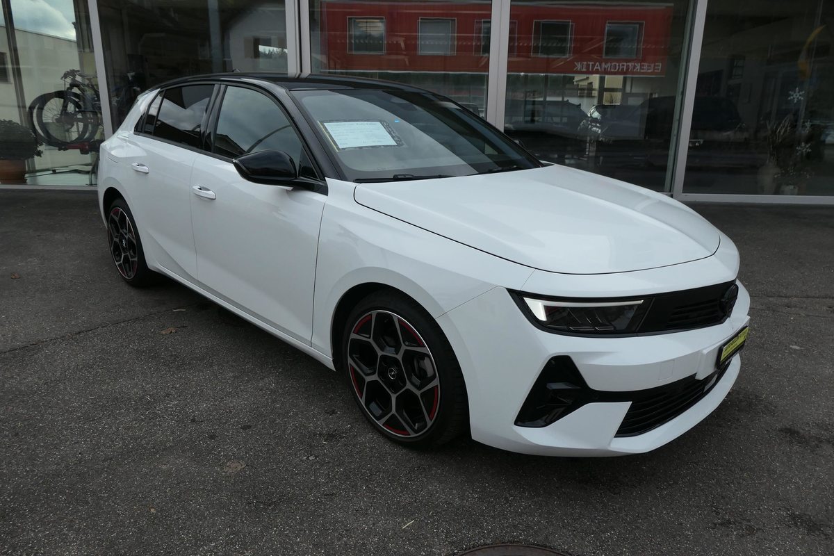 OPEL Astra 1.6 T PHEV 180 Swiss Plus, Plug-in-Hybrid Benzina/Elettrica, Occasioni / Usate, Automatico - 2