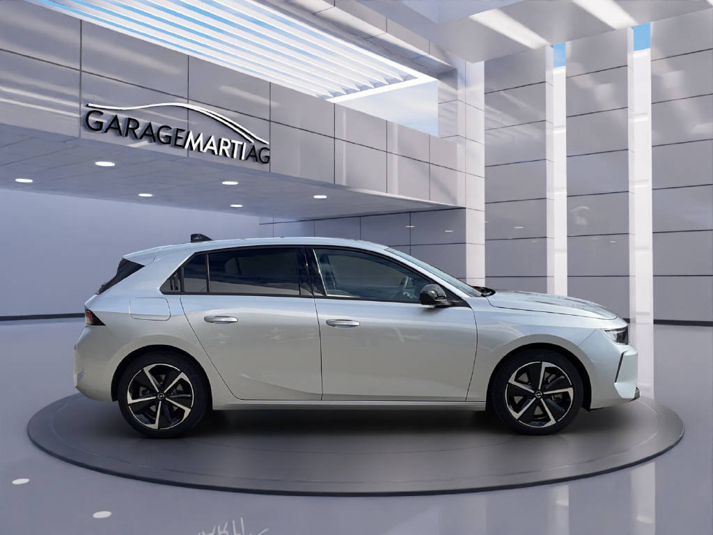 OPEL Astra 1.6 T PHEV 180 Swiss, Plug-in-Hybrid Petrol/Electric, Second hand / Used, Automatic - 3