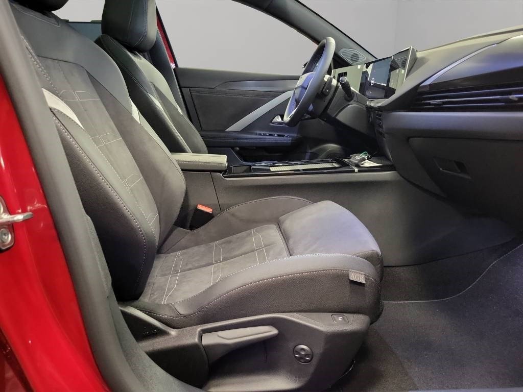 OPEL Astra 1.6 PHEV Turbo Swiss Premium A, Mild-Hybrid Benzin/Elektro, Occasion / Gebraucht, Automatik - 7