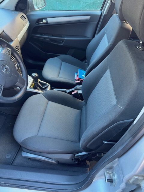 OPEL Astra 1.6 16V TP Silverline, Petrol, Second hand / Used, Manual - 5